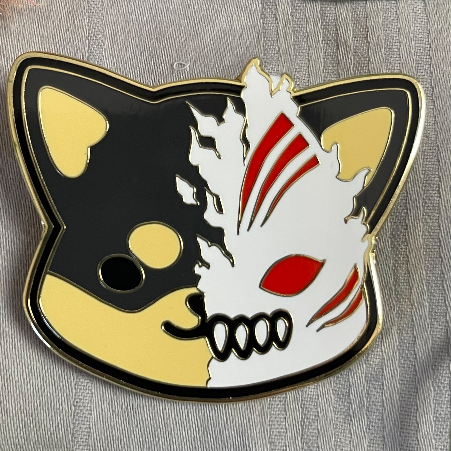 Shiba Hollow Enamel Pin (Black)